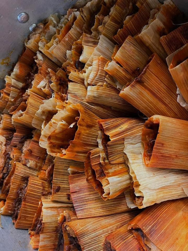 Mejores Tamales Rojos en Green Bay
Best Red Pork Tamales in Green Bay Wisconsin
Tamales por Docena
South Military Ave 